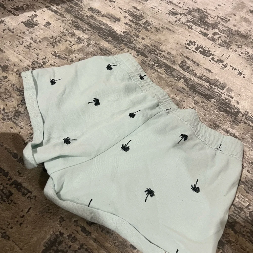 Juicy Couture Blue Palm Tree Shorts Size Medium